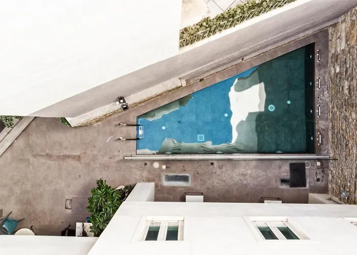 Art Suites Korai